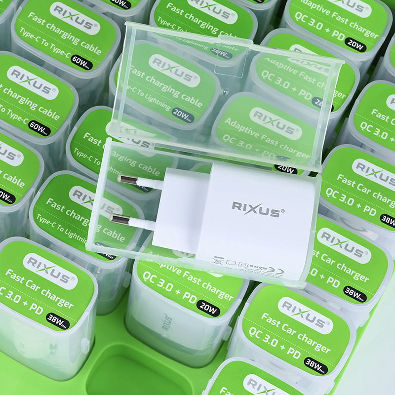 Présentoir Rixus pour câbles et chargeurs USB-C (6x12W, 6x60W, 6x20W Lightning, 6x chargeur secteur, 6x chargeur voiture) - vue 4
