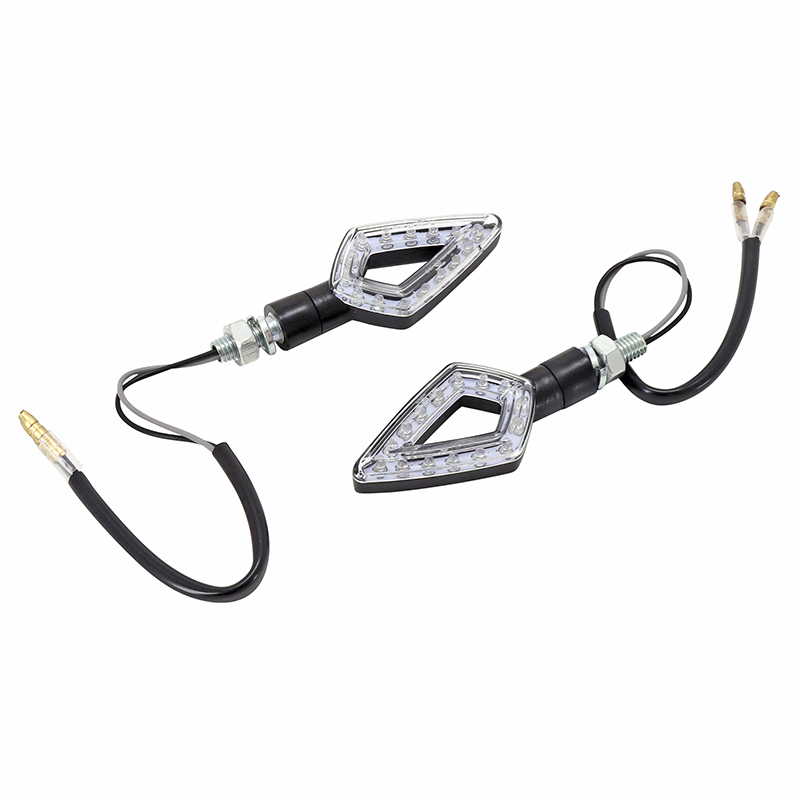 Clignotant universel Replay arrow 14 leds base ABS transparent-noir (l 78MM - h 36MM - l 18MM) (homologue ce) (paire) - vue 2