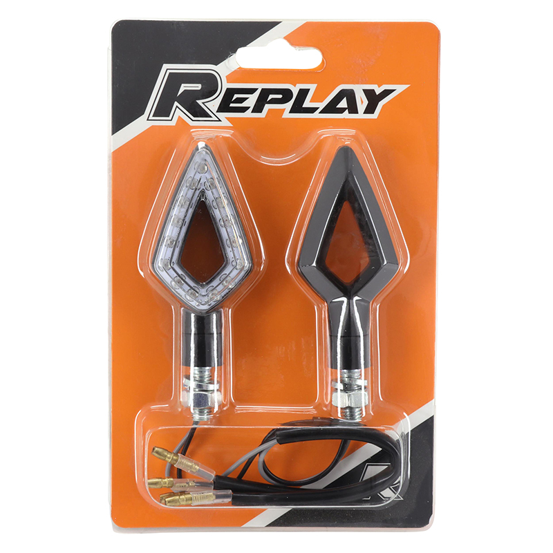 Clignotant universel Replay arrow 14 leds base ABS transparent-noir (l 78MM - h 36MM - l 18MM) (homologue ce) (paire) - vue 3