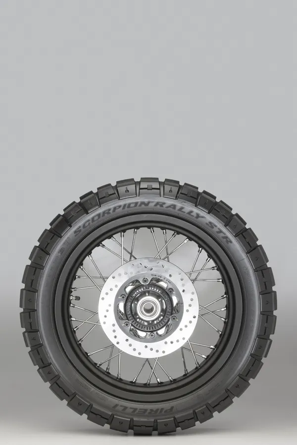 Pneu avant Pirelli Scorpion Rally STR 120/70R17 58H TL M+S - vue 4