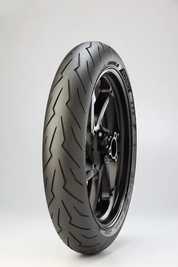Pneu arrière Pirelli Diablo Rosso III 120/65 ZR 17 M/C (56W) TL - vue 2