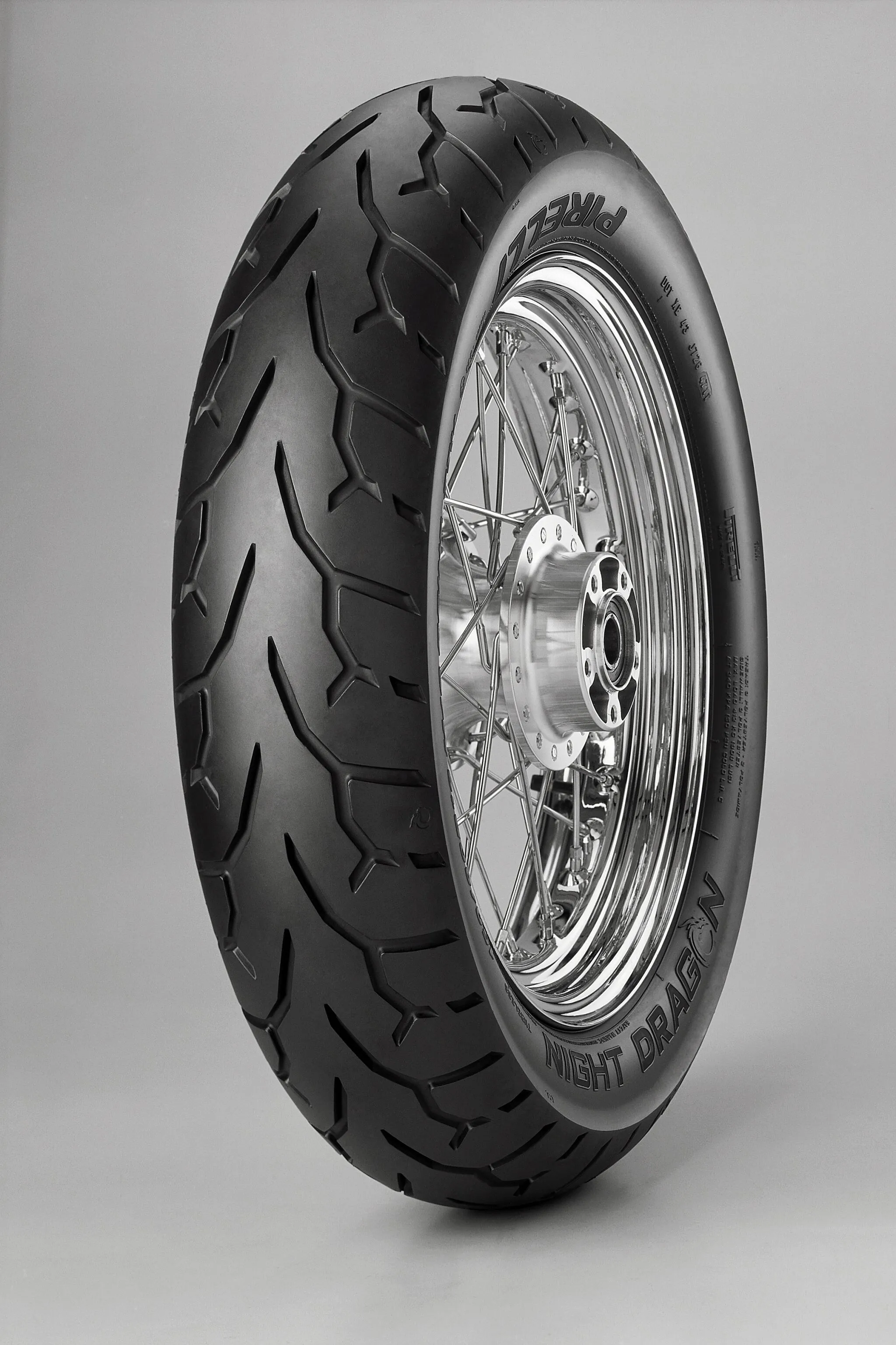 Pneu Pirelli Night Dragon 110/90-19 62H TL Avant - vue 2