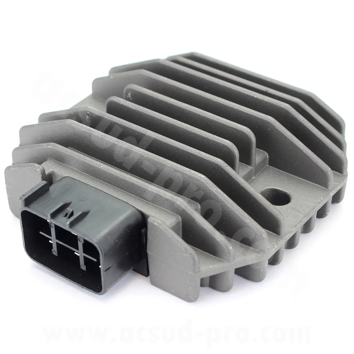 Regulateur de tension adapt. suzuki 125 burgman 2007-2010 / 250 burgman 2003-2007 / 400 burgman 2003-2012 / GSR 600 cc 2006-2010 (OEM : 32800-14g00-00)