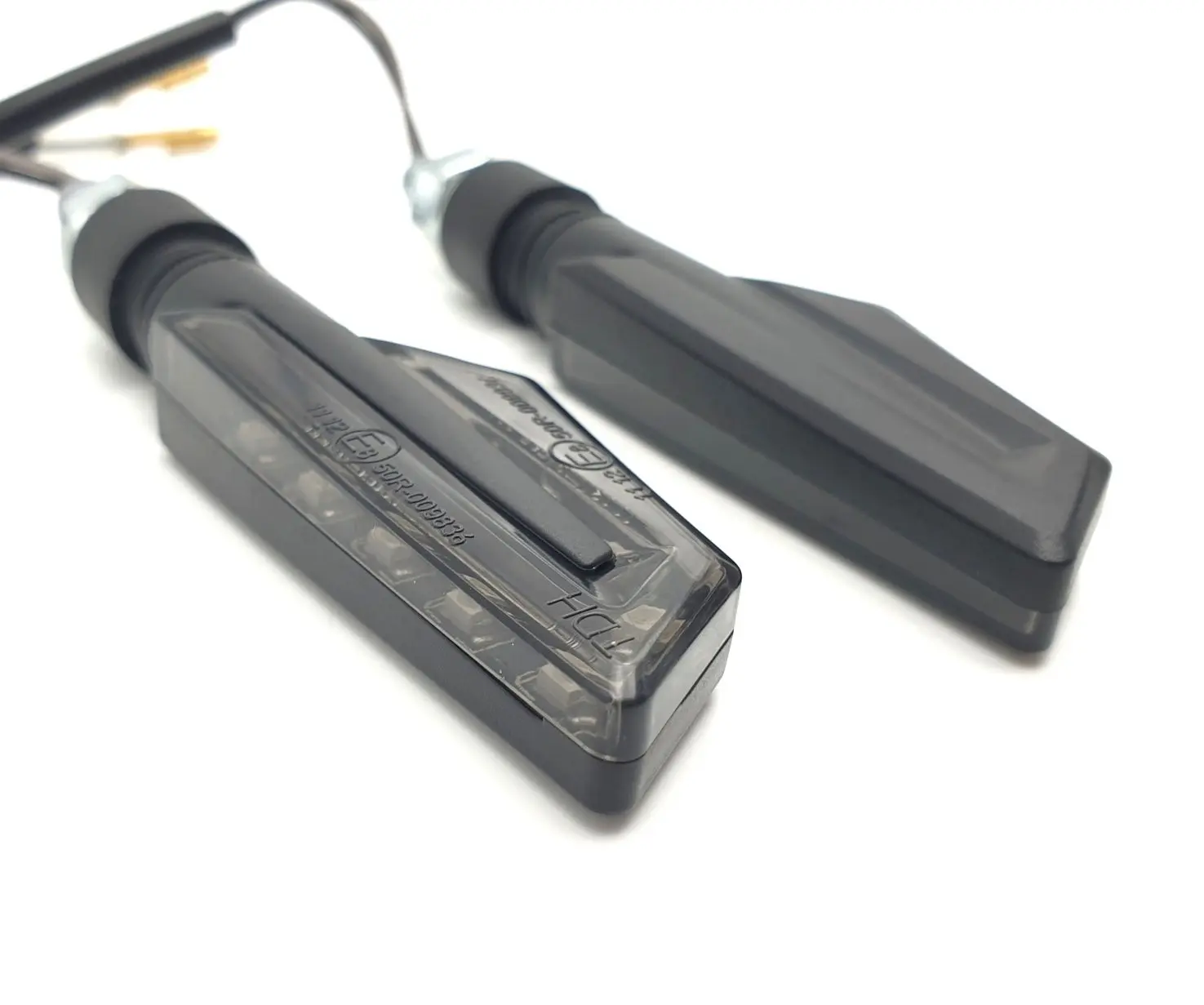데몬 블랙 LED 방향지시등 브라졸린 — 2번째 뷰
