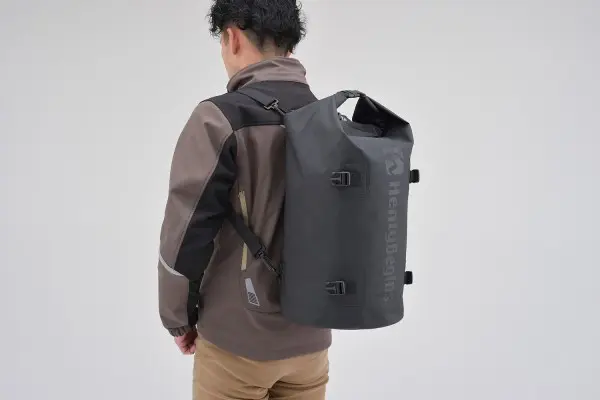 Sac à dos moto Daytona Henlybegins 31L DH-748 noir étanche