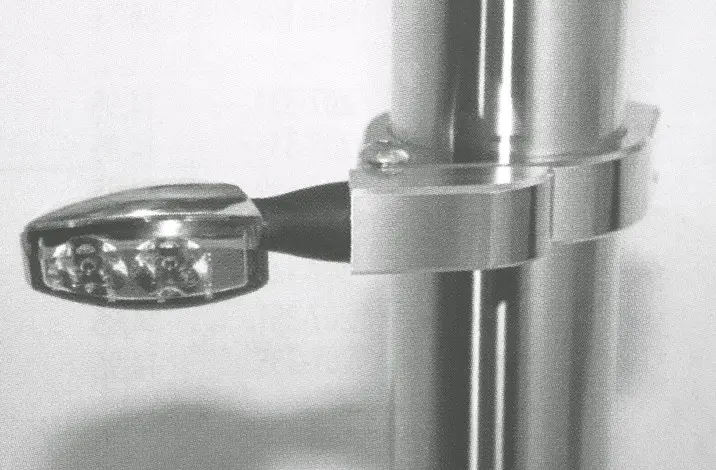 HIGHSIDER CNC Blinkerhalter chrom — Ansicht 2