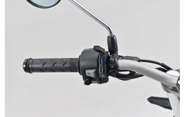 DAYTONA motociklo vairo USB lizdas A ir C — 3 vaizdas