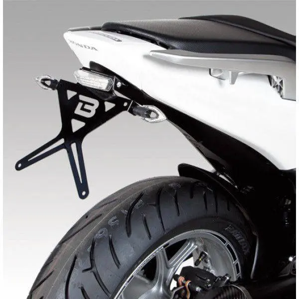 حامل لوحة هوندا Integra 2012 Barracuda