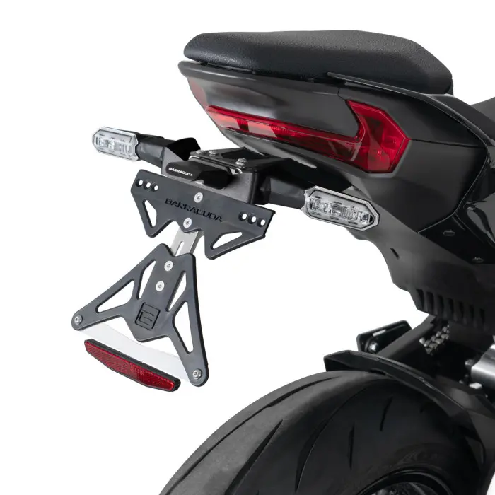 Support de plaque Barracuda Kawasaki Z900 2025+ pour clignotant origine