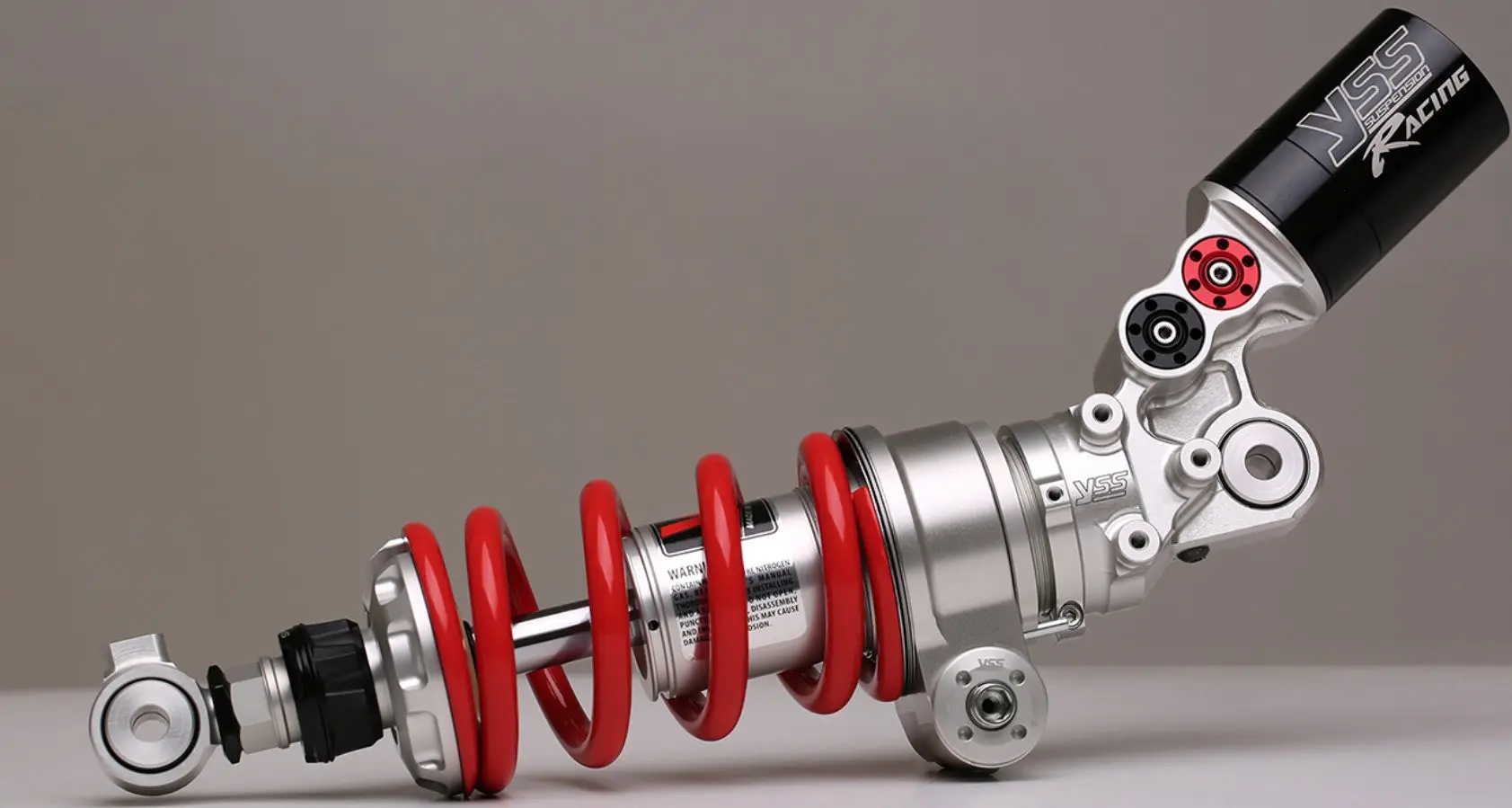 YSS 후면 쇼크 업소버 — 2번째 뷰