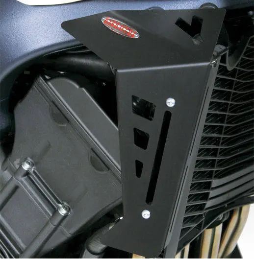 ヤマハ FZ8 用 ラジエターエアロカップ ペア Barracuda