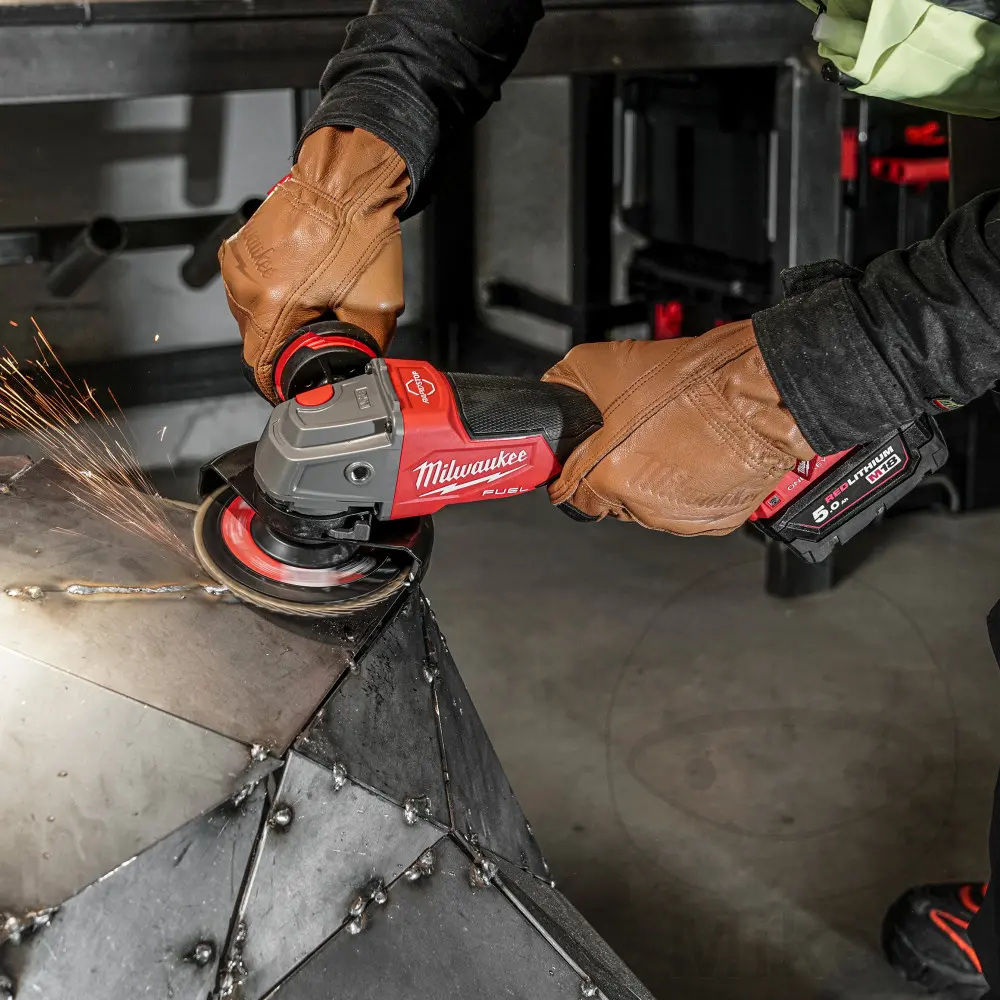 Milwaukee 18V バッテリーレス — 第4ビュー