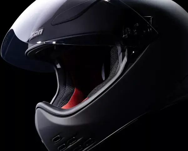 ICON Domain Rubatone helm — zicht 3