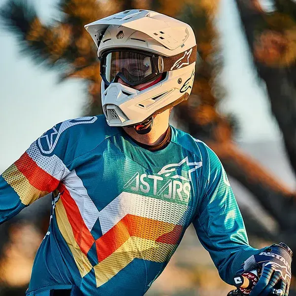 Casque Alpinestars Supertech M5 Solid — zicht 3
