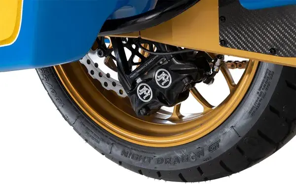 Pneu arrière Pirelli 180/55 B 18 M/C 80H TL Renforcé Night Dragon GT