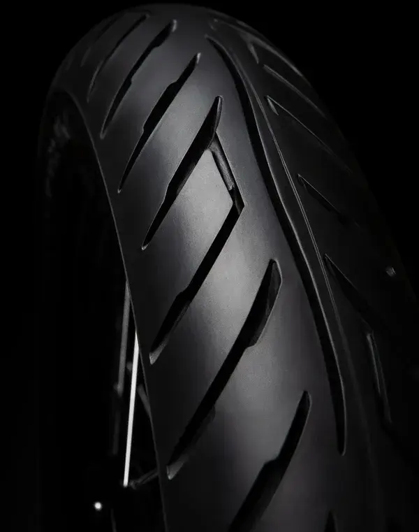 Neumático trasero AVON MKII Roadrider — vista 3