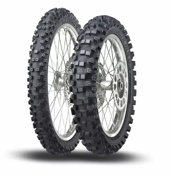 リアタイヤ Dunlop Geomax MX53