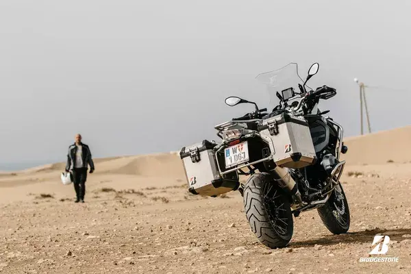 Pneu arrière Bridgestone Battlax Adventure A41
