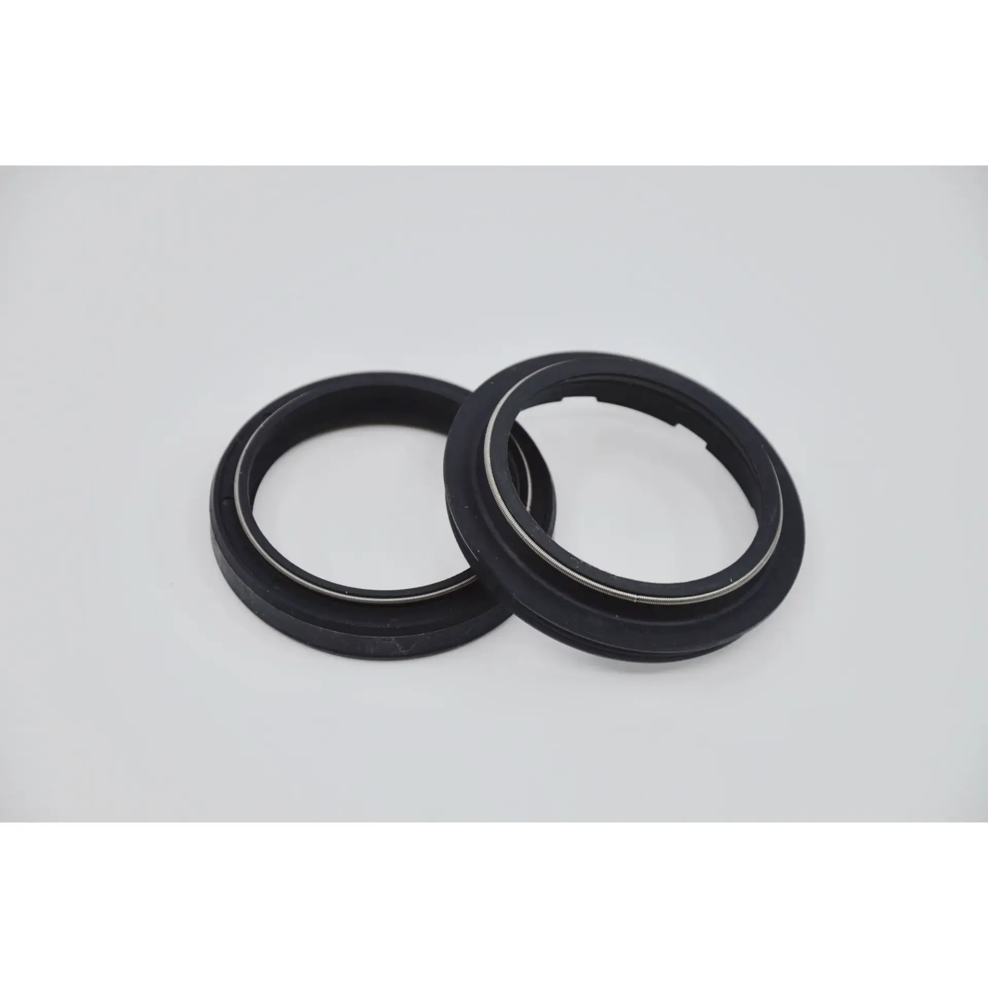 SKF ZF Sachs 포크 오일 씰 및 더스트 씰 키트 KITB-46Z