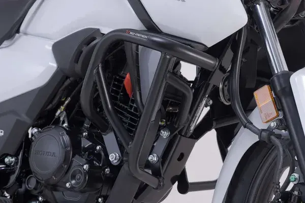 SW-MOTECH 製 プロテクションバー