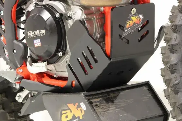 AXPレーシング エクストリーム スキッドプレート — 第6ビュー