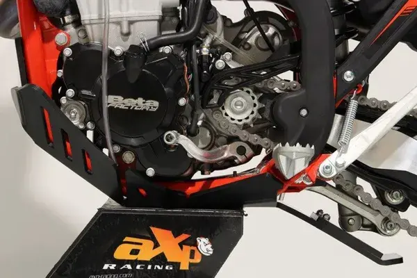 AXPレーシング エクストリーム スキッドプレート — 第7ビュー