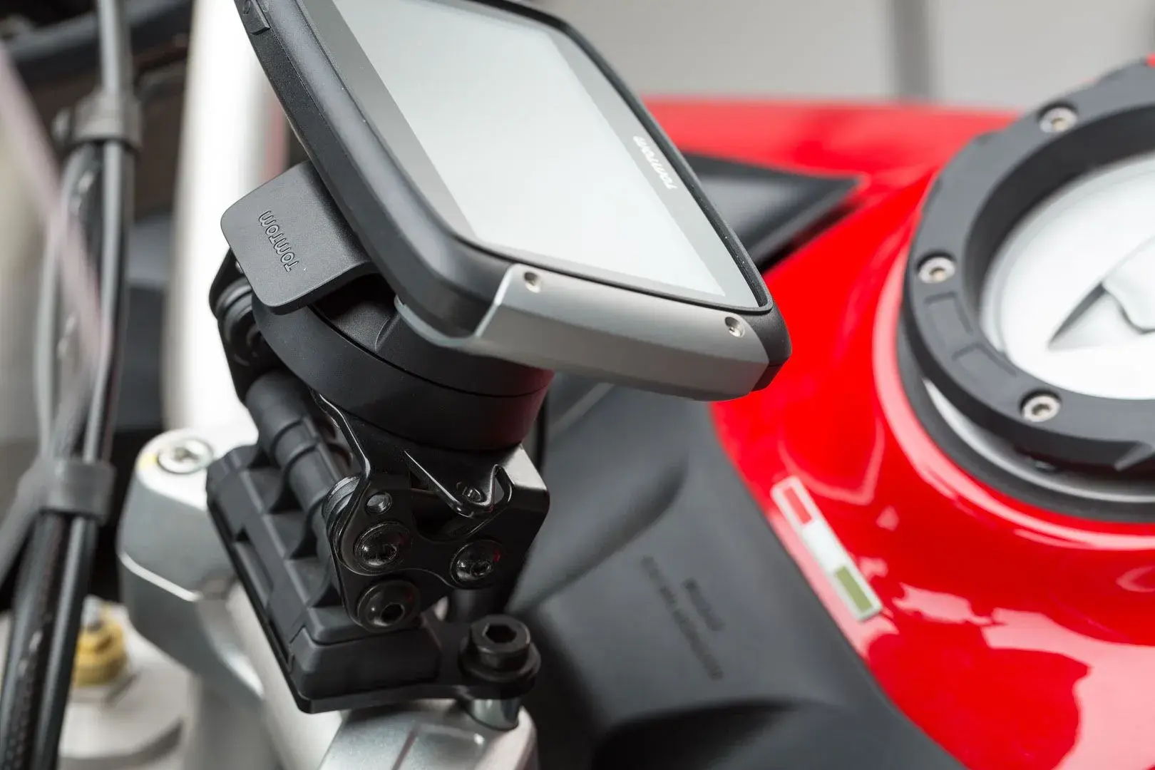Supporto GPS per manubrio SW-MOTECH