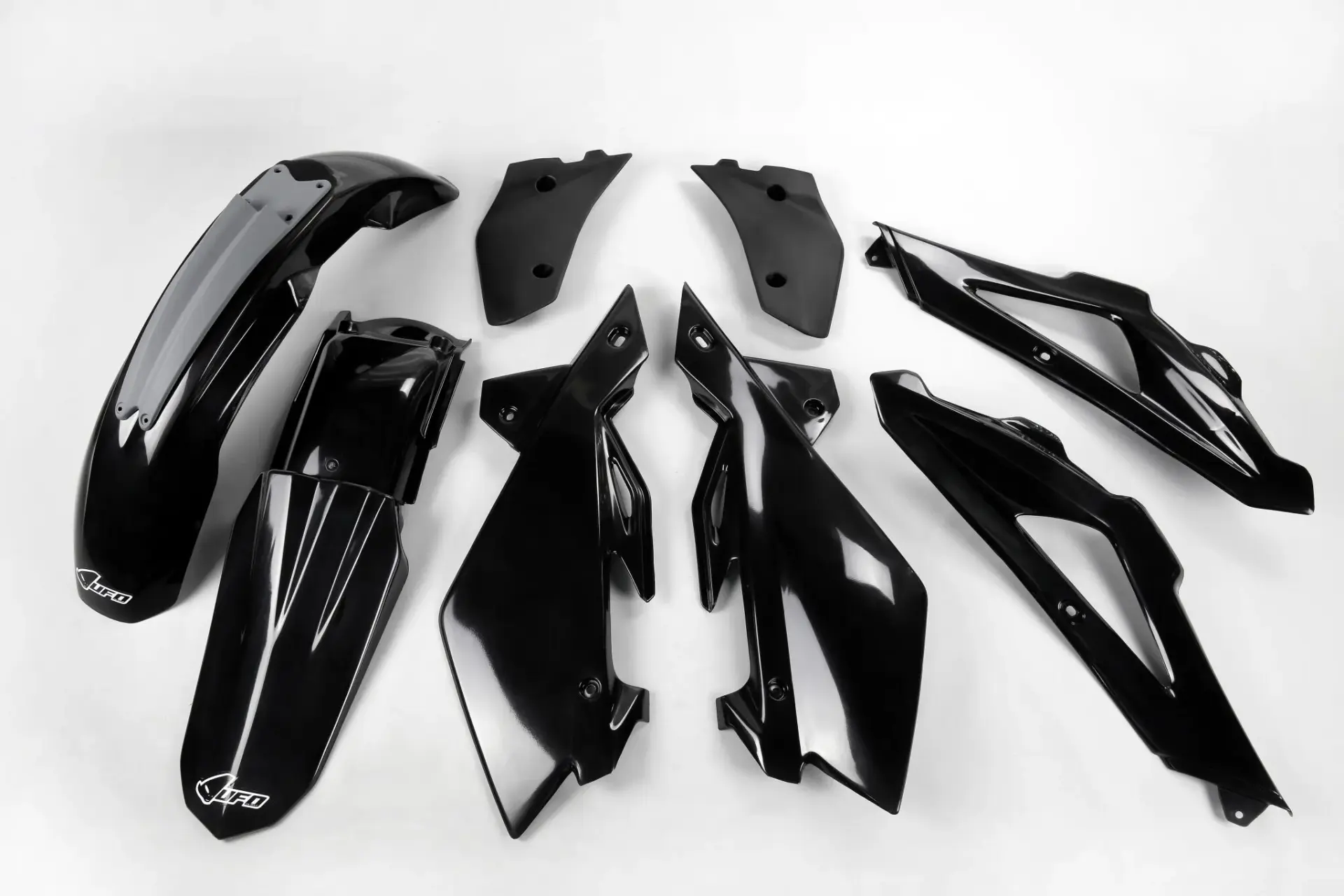 Kit καροτσερί UFO HVA 06-08 2T BK