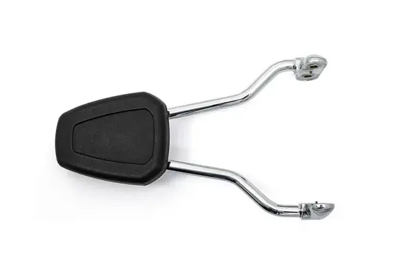 Sissy bar Kuryakyn pour Harley-Davidson