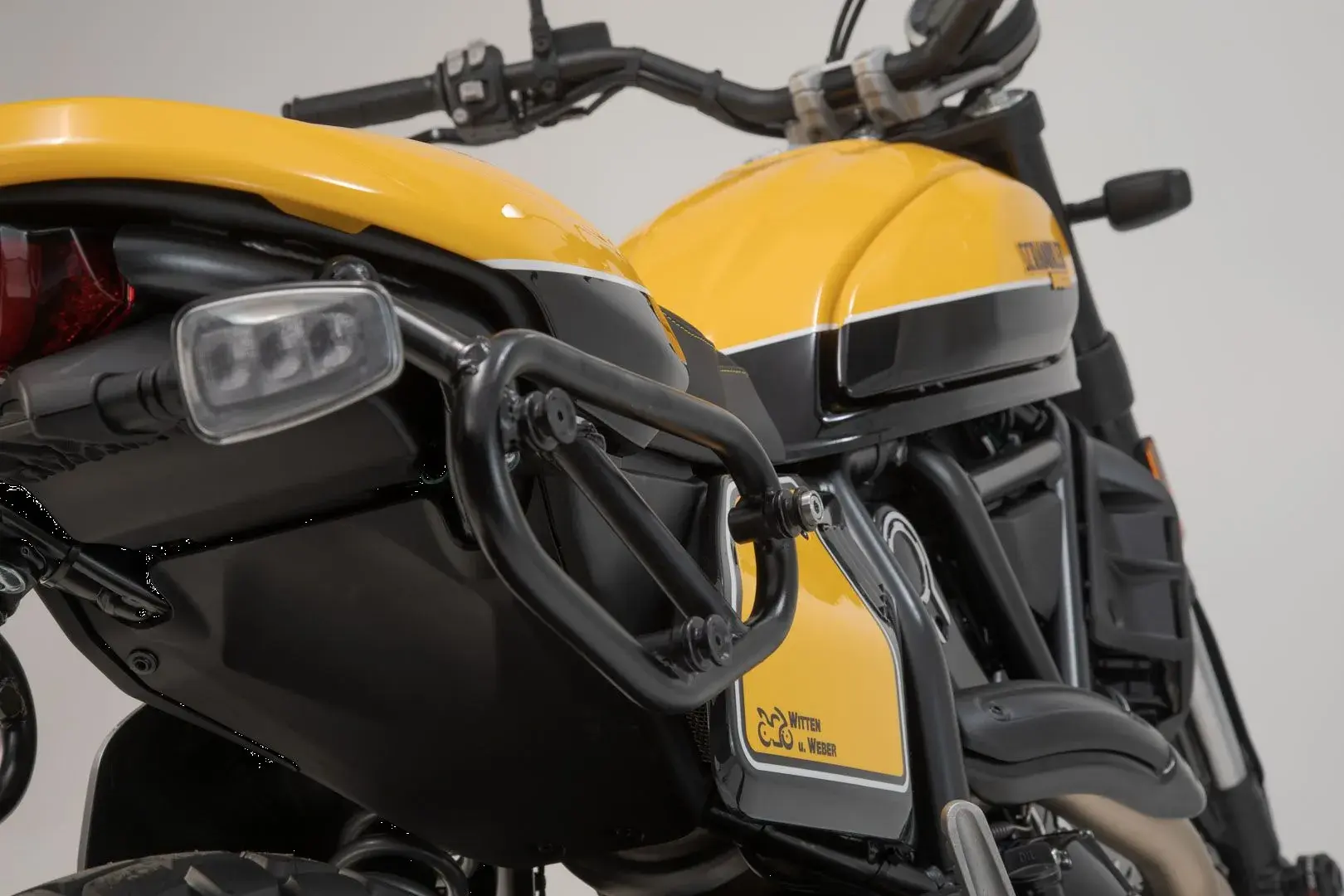 SW-MOTECH سائیڈ SLC بریکٹ