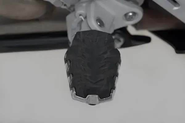 Evolution SW-MOTECH 풋레스트