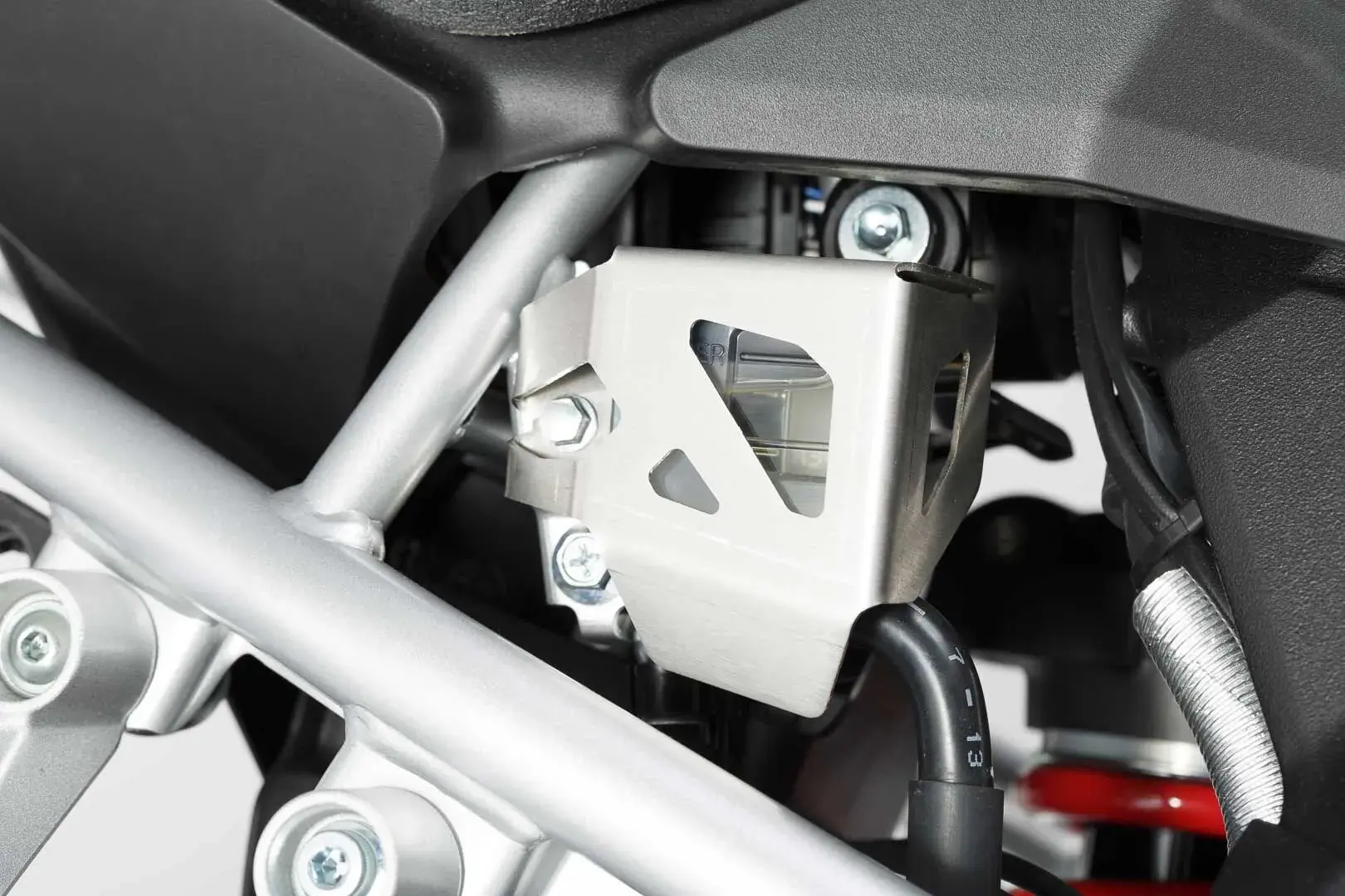 بریک ریزرور گارڈ SW-MOTECH