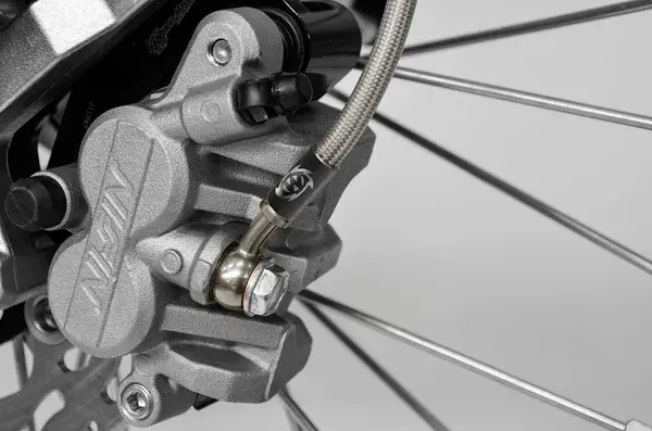 خرطوم فرامل أمامي من MOTO-MASTER — المنظر 2