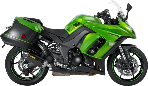 Uitlaatdemper slip-on Akrapovic — zicht 3