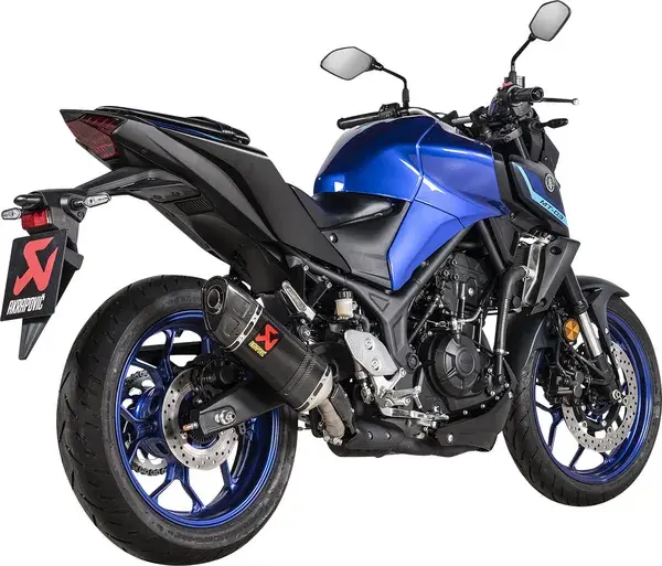 Silencieux slip-on Akrapovic — vue 3