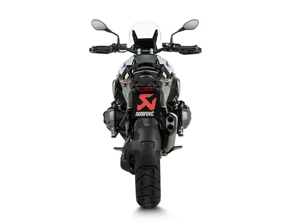 Silencieux Slip-On Line Street Akrapovic — vue 4
