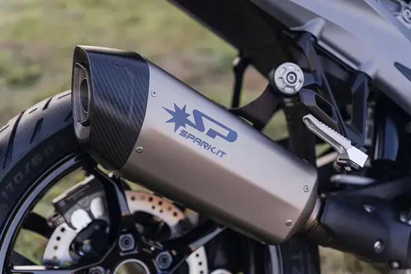 Slīpēšanas tipa izplūde FIGHTER EVO SPARK — skats 5