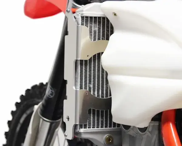 AXP Racing Xtrem Radiator Guard Beta 125 — view 5