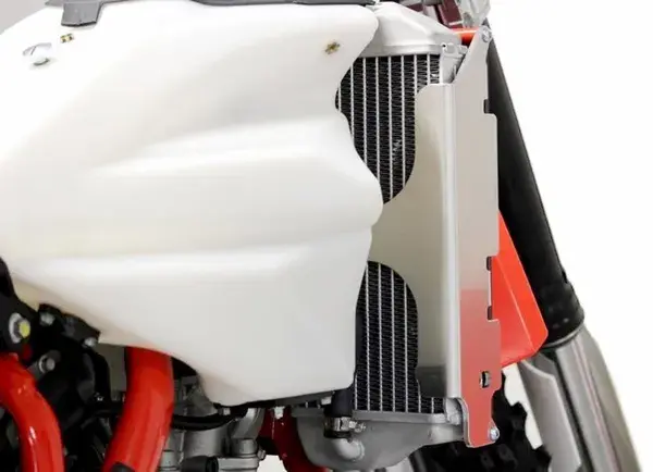 AXP Racing Xtrem Radiator Guard Beta 125 — view 6