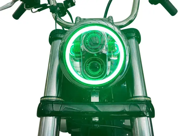 Đèn Pha LED ProGLOW với vòng halo đổi màu CUSTOM DYNAMICS — góc nhìn thứ 3