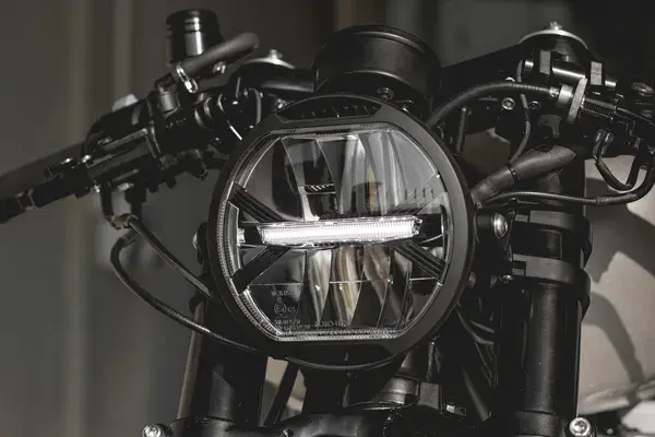 Universelle LED-Scheinwerfer KOSO NORTH AMERICA — Ansicht 5