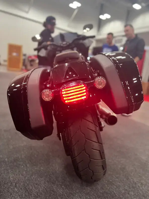 طقم ضوء خلفي LED ProBEAM low-profile CUSTOM DYNAMICS — المنظر 2