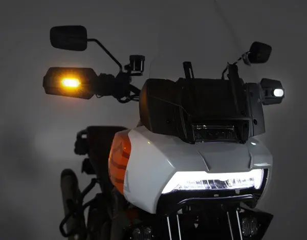 Front Turn Signal DENALI Switchback T3 — view 4