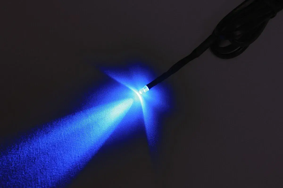 Custom Dynamics yksittäinen LED