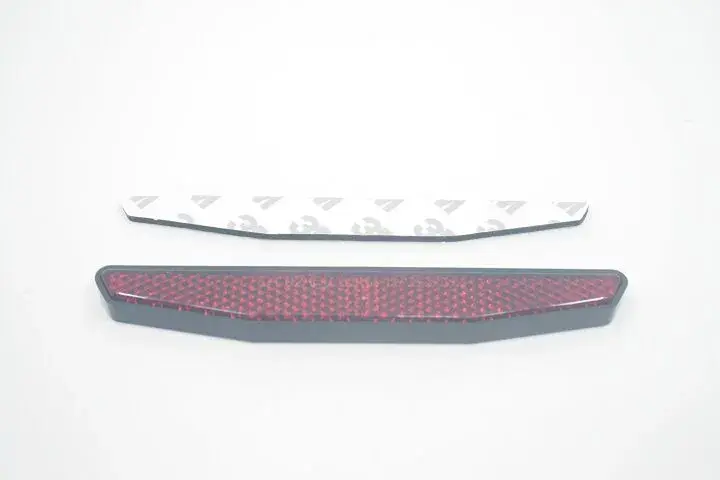 Klebereflektor rot Parts Europe
