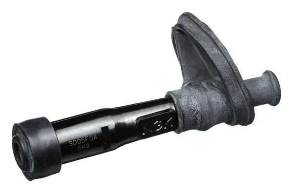 Rušivý kryt svíčky NGK Spark Plugs — pohled 6