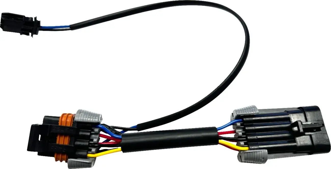 Accessory power harness Custom Dynamics