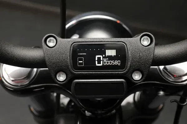 Koso North America D2 LCDマルチファンクションインジケーター