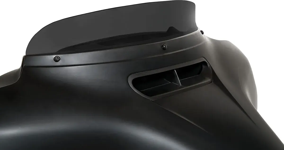 Gekrümmter Windschild Batwing Memphis Shades HD
