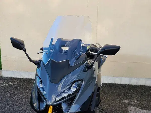 Parabrezza Bullster per scooter